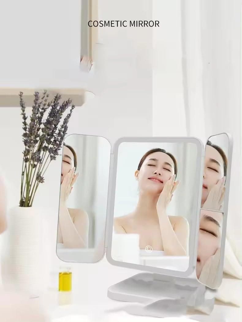 مراة مكياج - مراة زينة ثلاثية الطي باضاءة LED تتميز